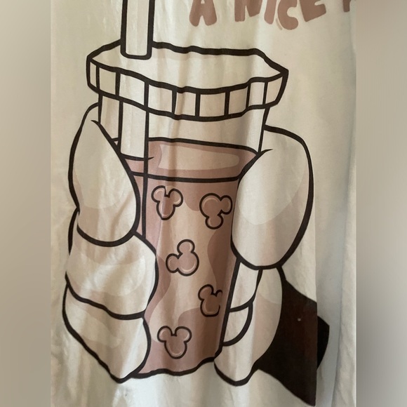 Cakeworthy Mickey Iced Coffee Drop Sleeve T-Shirt  (L) - Picture 3 of 4